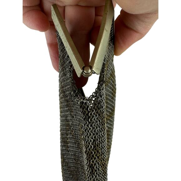 Herringbone Vintage Metal Mesh Bag Light Repair Needed - Picture 10 of 10